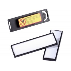 Identificador portanombre durable pvc antiaranazos con iman y efecto lupa color negro 67x17 mm